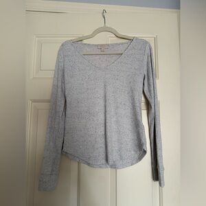 GAP Light Gray V-Neck Long Sleeve Top